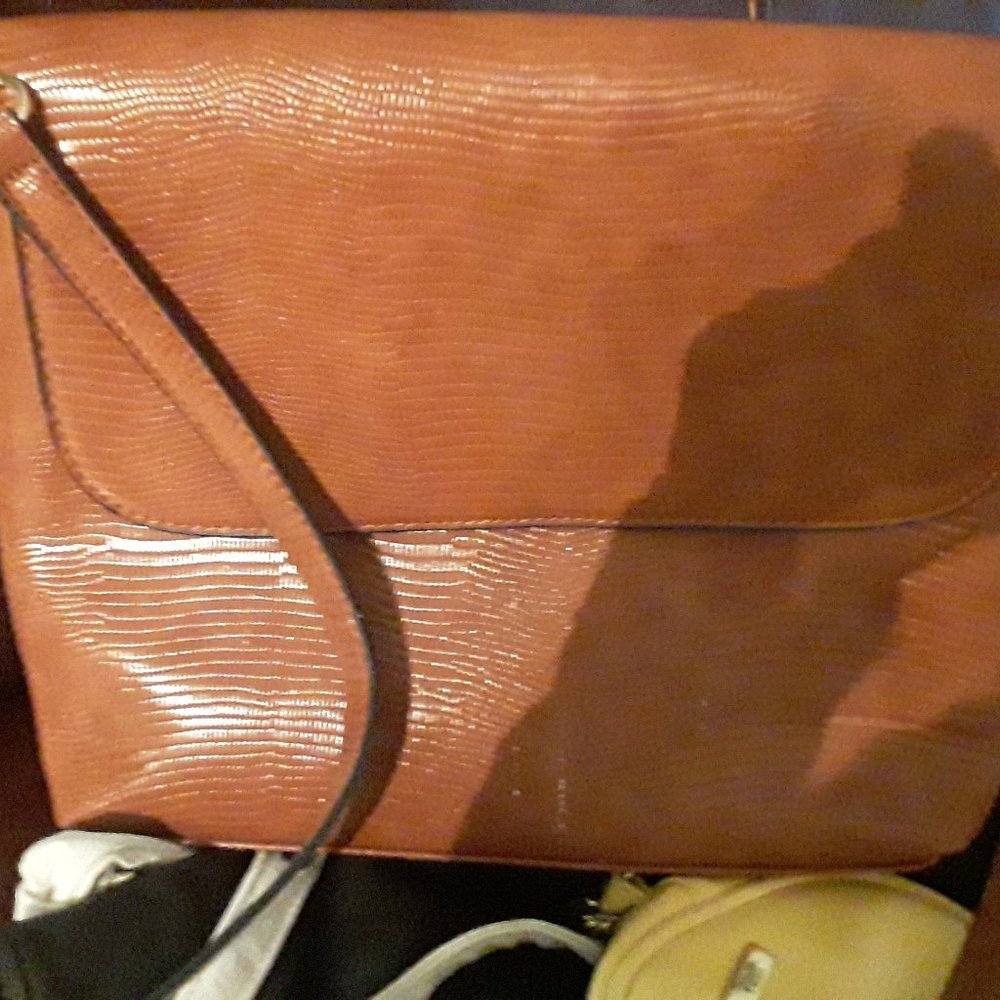 Crossbody bags